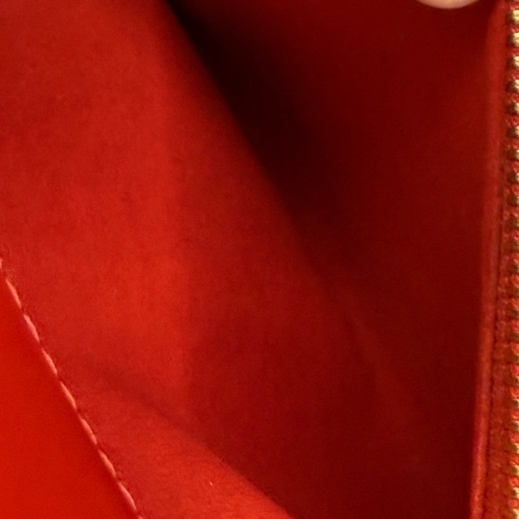 Louis Vuitton Monogram Phoenix MM with COA - Picture 14 of 14